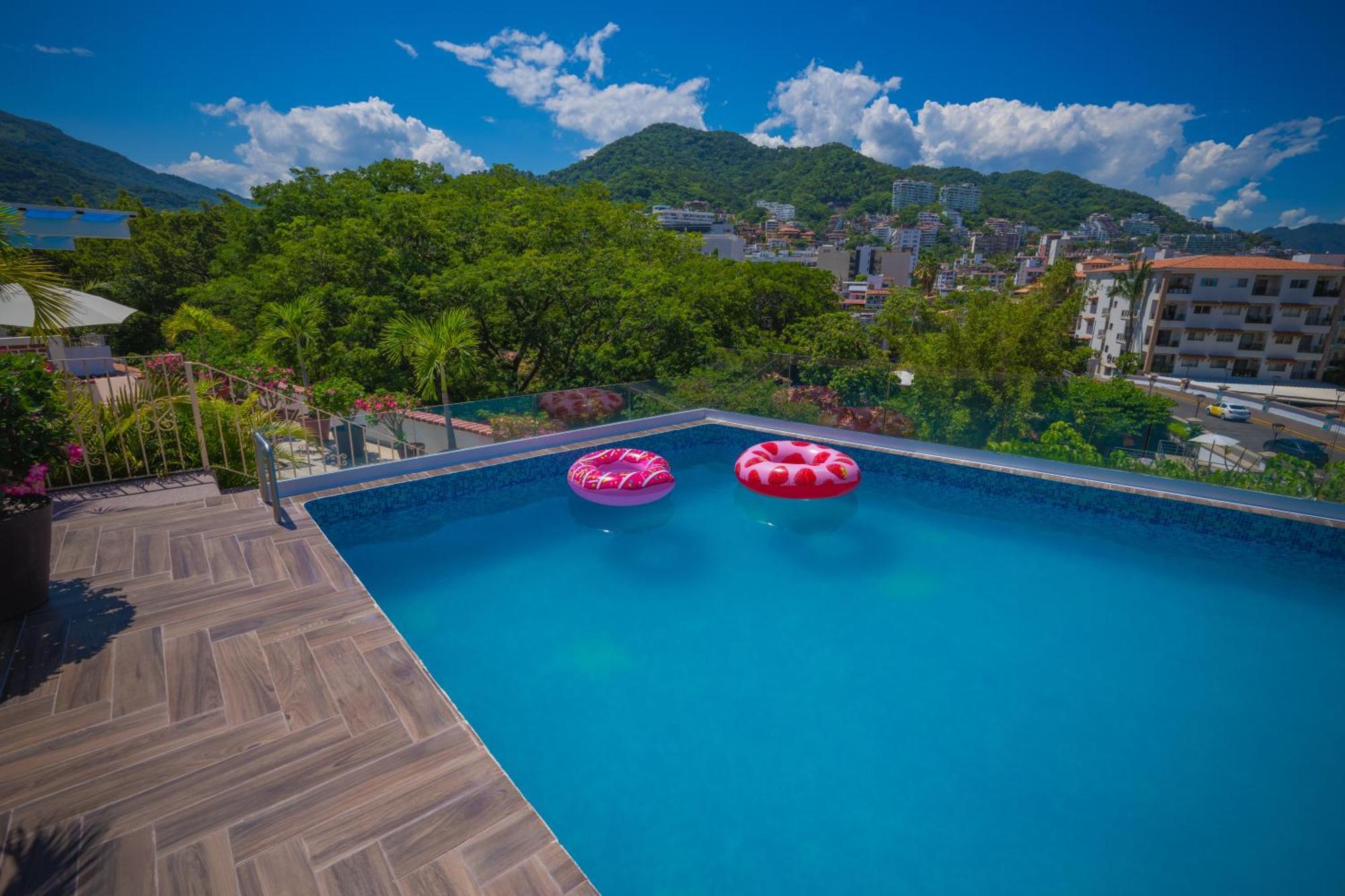 Hotel Encino Malecon Centro Пуэрто-Вальярта Экстерьер фото