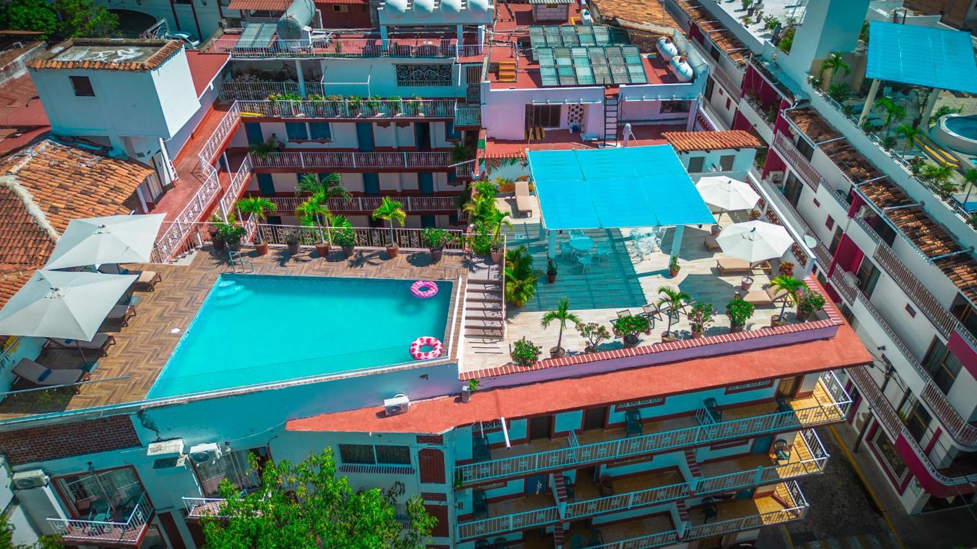 Hotel Encino Malecon Centro Пуэрто-Вальярта Экстерьер фото